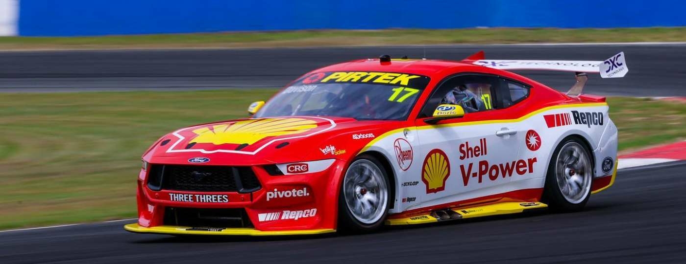 Shell V-Power Racing Team Mustang - Dick Johnson Racing gen3 car