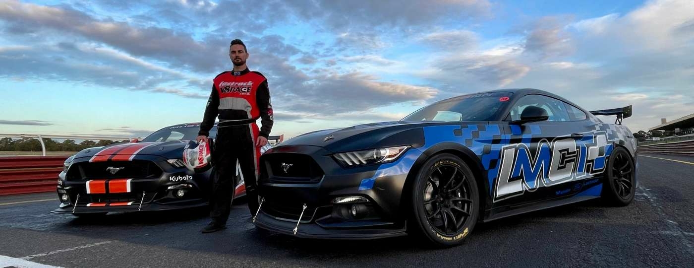 drive a supercar at fastrack experiences