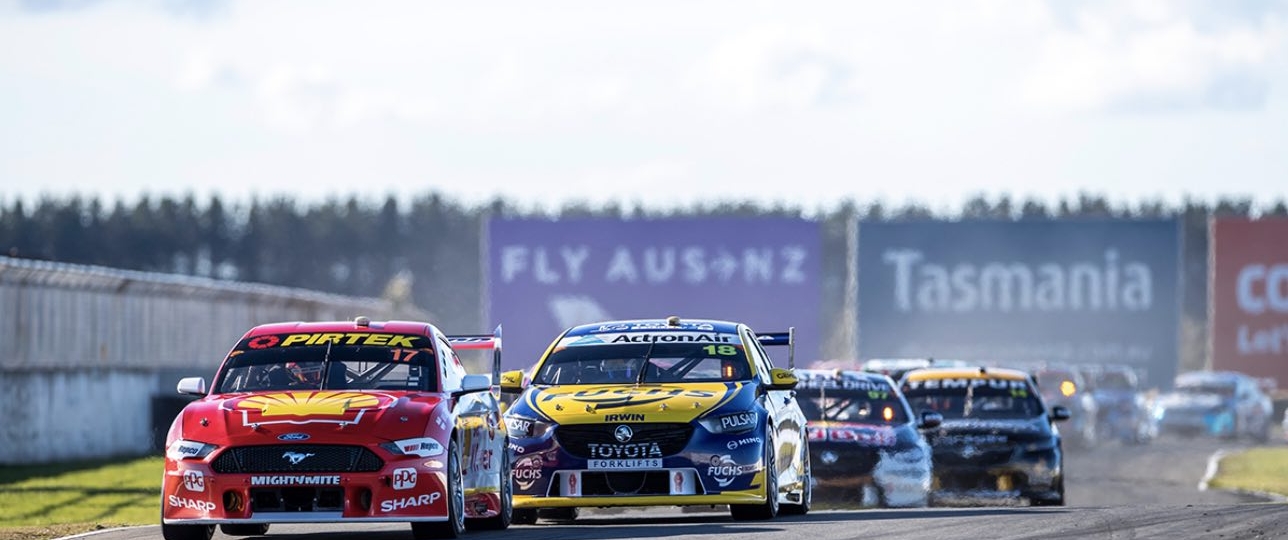 supercars racing