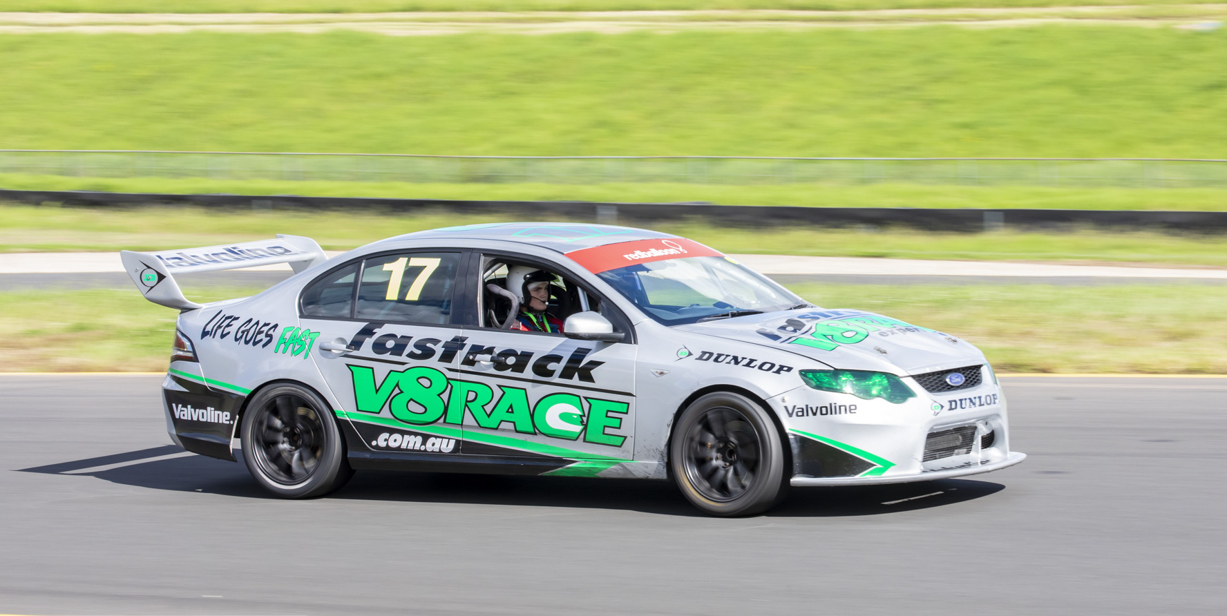 V8 Supercar Drive Experiences Melbourne | Sandown Hot Laps